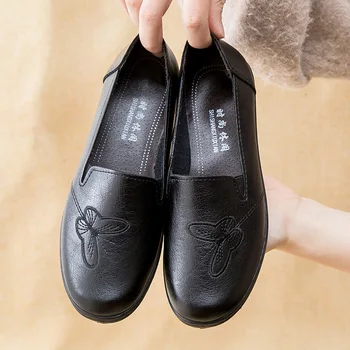 Высококачественные Женские кожаные лоферы, коллекция 2021 года, Весенняя женская обувь на плоской подошве, дышащие слипоны на плоской подошве, Женские повседневные мокасины